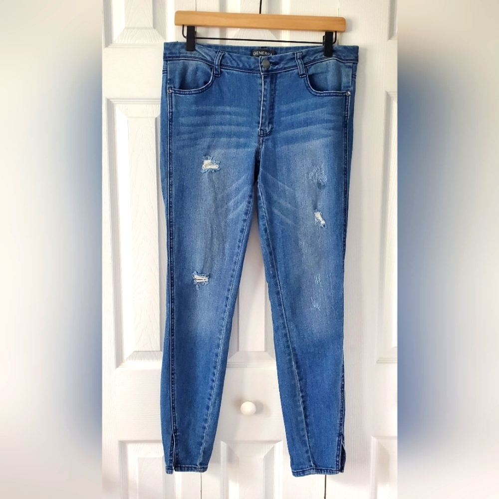 Generra, Medium Wash Jeans, 11
